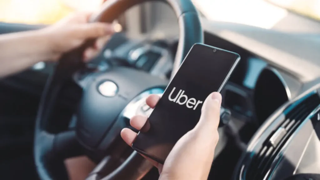 Uber राइड में निकला बॉस! महिला ने किया चौंकाने वाला खुलासा, वायरल हुआ मामला