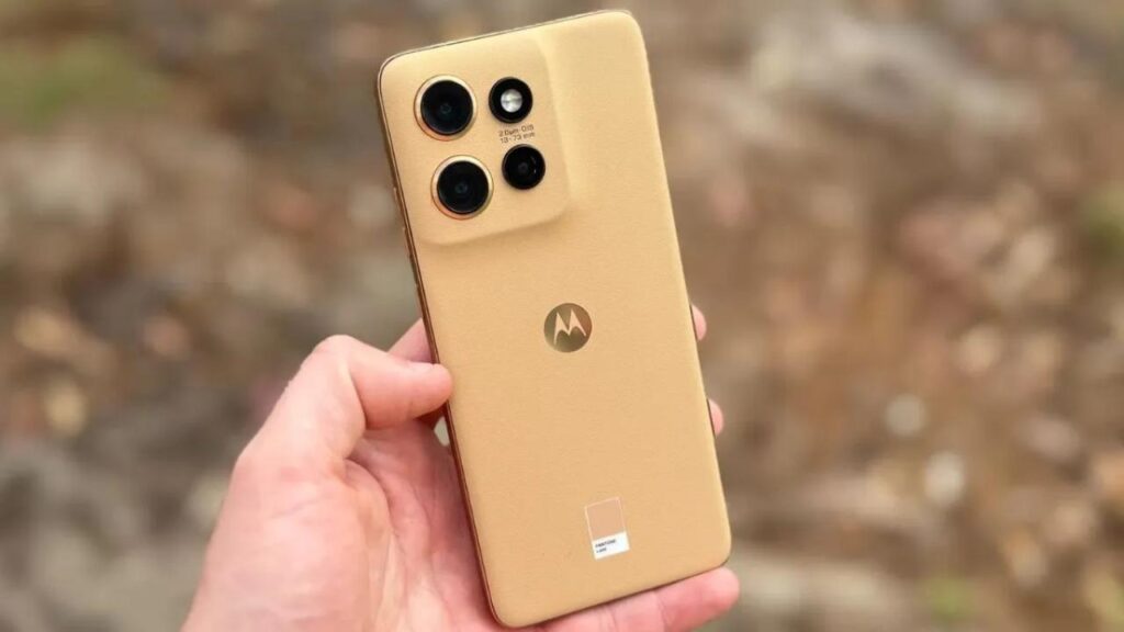 256GB स्टोरेज फोन की कीमत औंधे मुंह गिरी, सिर्फ ₹20,000 में मिलेगी दमदार परफॉर्मेंस!