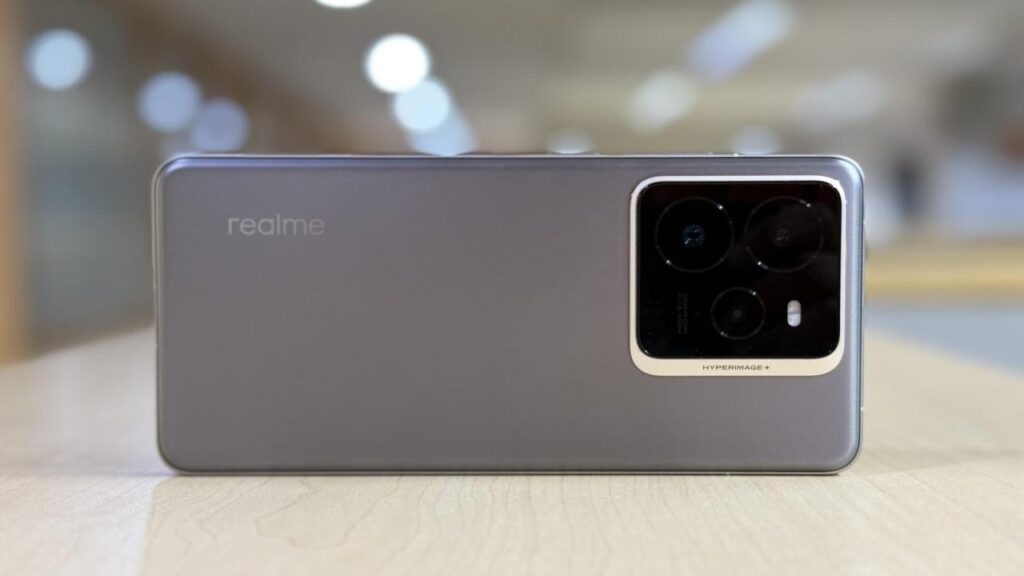 7000mAh बैटरी, 120W फास्ट चार्जिंग, 50MP कैमरा 5G स्मार्टफोन ₹6,000 तक सस्ते में! Realme की 'बेस्टसेलर डेज' सेल मचा रही धमाल