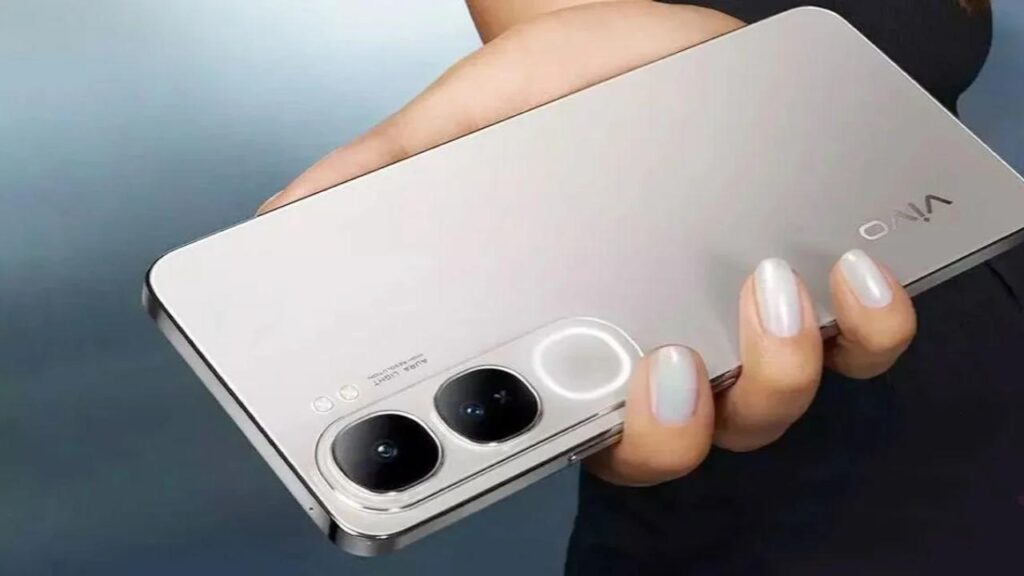 Vivo ने लॉन्च किया नया Y300c 5G स्मार्टफोन! 6,500mAh बैटरी, 44W फास्ट चार्जिंग और 12GB RAM, 512GB स्टोरेज इस फोन की कीमत जानकर हो जाएंगे हैरान