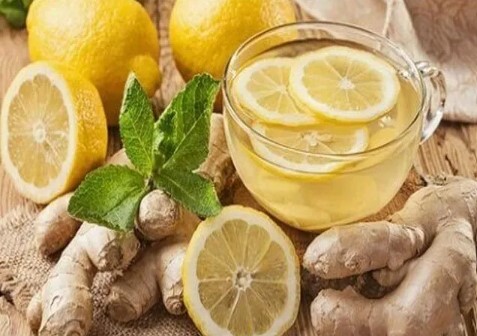 Lemon and ginger water