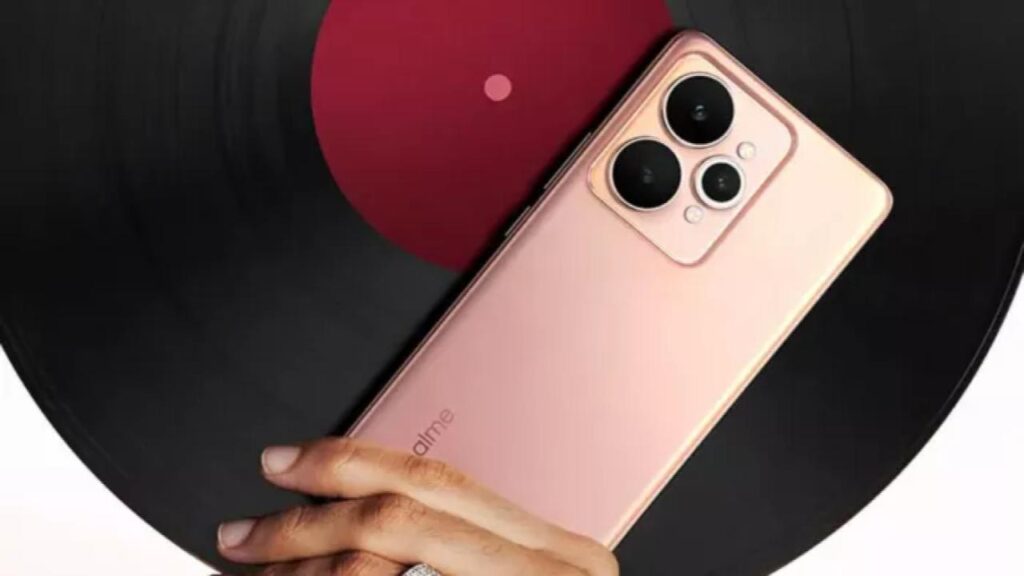 Realme 15 Pro में मिलेगा 50MP सेल्फी और रियर कैमरा, क्या है इस फोन में खास देखें