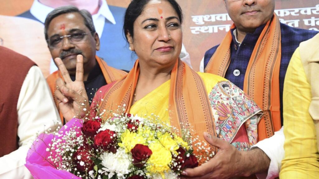 Delhi CM Rekha Gupta Attacked: दिल्ली की CM रेखा गुप्ता पर हमला, जनसुनवाई के दौरान हुई घटना, आरोपी हिरासत में