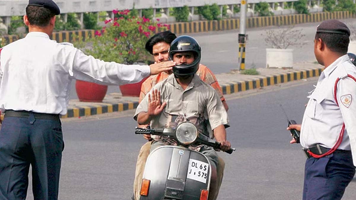 Delhi Traffic Challan : ट्रैफिक चालान भरना हुआ आसान, घर बैठे करें चालान का निपटारा ऐसे करें आसानी से ऑनलाइन पेमेंट