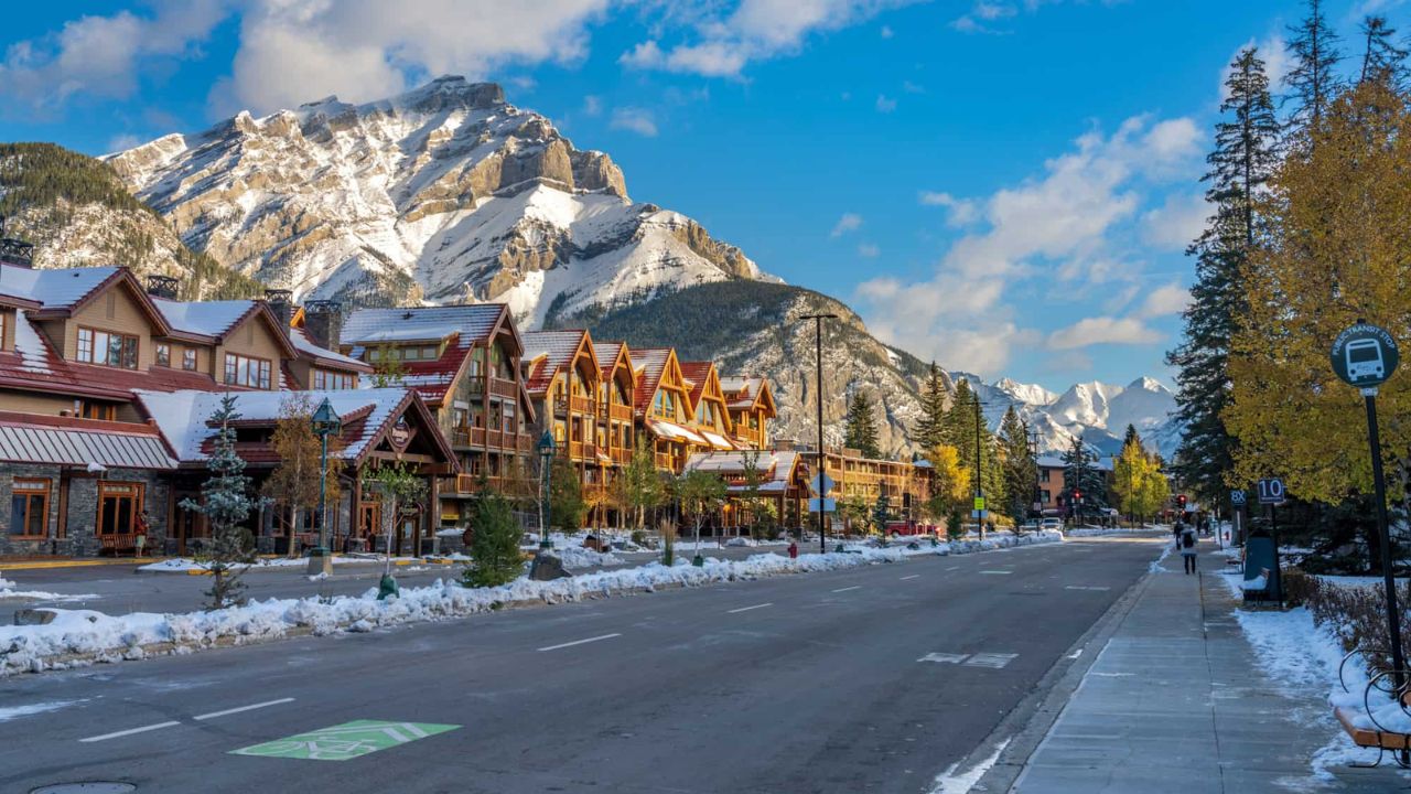 Top 10 Most Beautiful Villages: दुनिया के 10 सबसे खूबसूरत गांव, एशिया के भी नाम शामिल