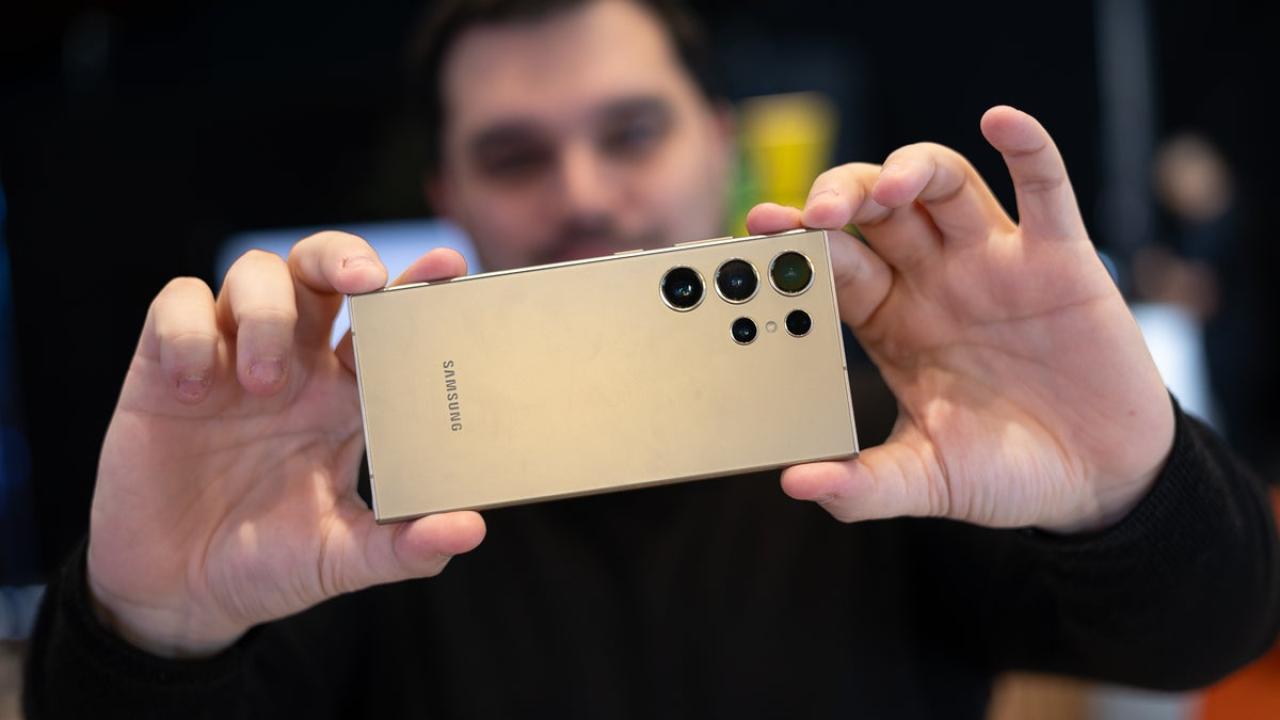 Samsung के 200MP कैमरा वाला फोन अब मिल रहा आधी कीमत में, देखें फीचर्स