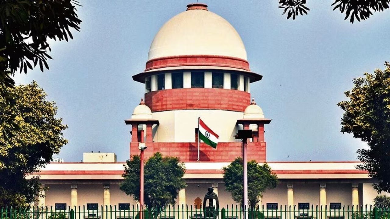 सुप्रीम कोर्ट का बड़ा फैसला! चेक बाउंस मामले में कहाँ होगी शिकायत बता दिया फैसले में