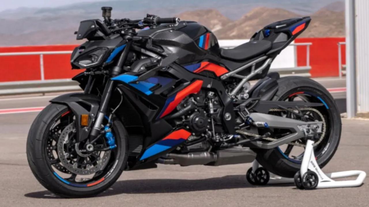 सड़कों पर आग लगाएगी BMW की ये नई सुपरबाइक! M 1000 R के किलर लुक्स और फीचर्स देख उड़ जाएंगे होश