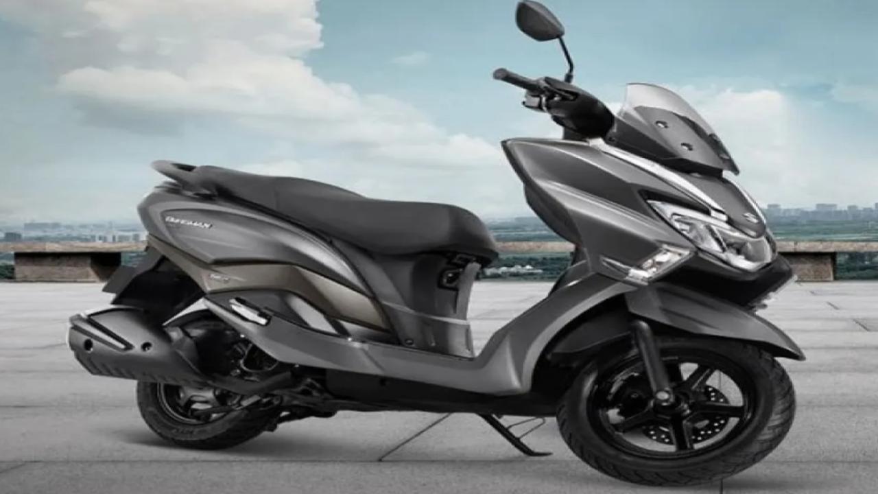 सड़कों पर कहर ढाएगा Suzuki Burgman का नया 'पर्ल व्हाइट' अवतार, फीचर्स देख हो जाएंगे दीवाने