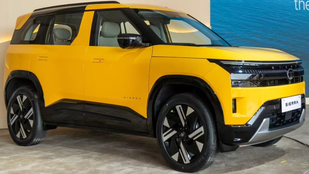 Tata Sierra के माइलेज ने सबको चौंकाया! RTI में सामने आए पेट्रोल और डीजल वेरिएंट के आंकड़े, खरीदने से पहले देख लें