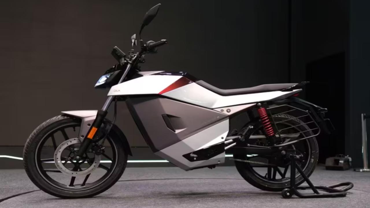 Ola Roadster X+: ओला का धमाका! ₹60,000 सस्ती हुई ये इलेक्ट्रिक बाइक, एक बार चार्ज करें और भूल जाएं 501km तक