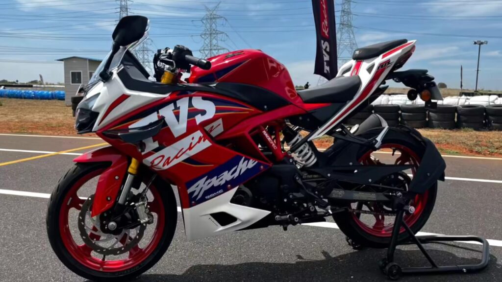TVS Apache RR 310 Review: क्या 2026 में यह सबसे बेस्ट स्पोर्ट्स बाइक है? खरीदने से पहले जान लें असली सच्चाई 1 TVS Apache RR 310 Review: क्या 2026 में यह सबसे बेस्ट स्पोर्ट्स बाइक है? खरीदने से पहले जान लें असली सच्चाई